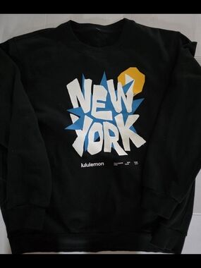 lululemon New York Black Crewneck Sweatshirt